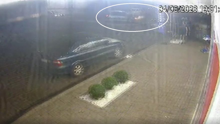 Câmera flagra acidente de trânsito que deixou motociclista ferido na Avenida Papagaios