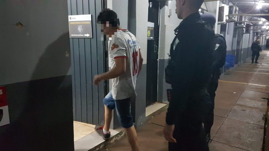 Devendo mais de R$ 12 mil em pensão alimentícia, homem é detido