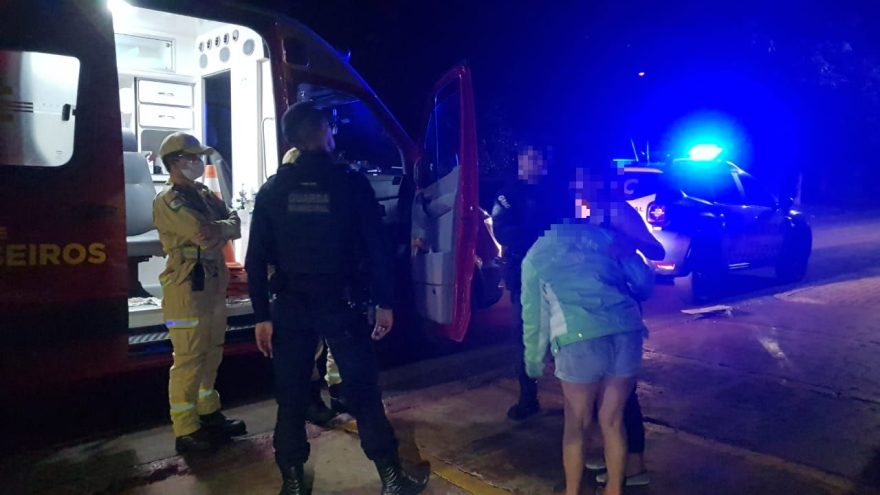 Mulher fica ferida ao ser agredida pelo companheiro no Neva