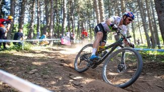 Henrique Avancini fatura bicampeonato mundial de Mountain Bike