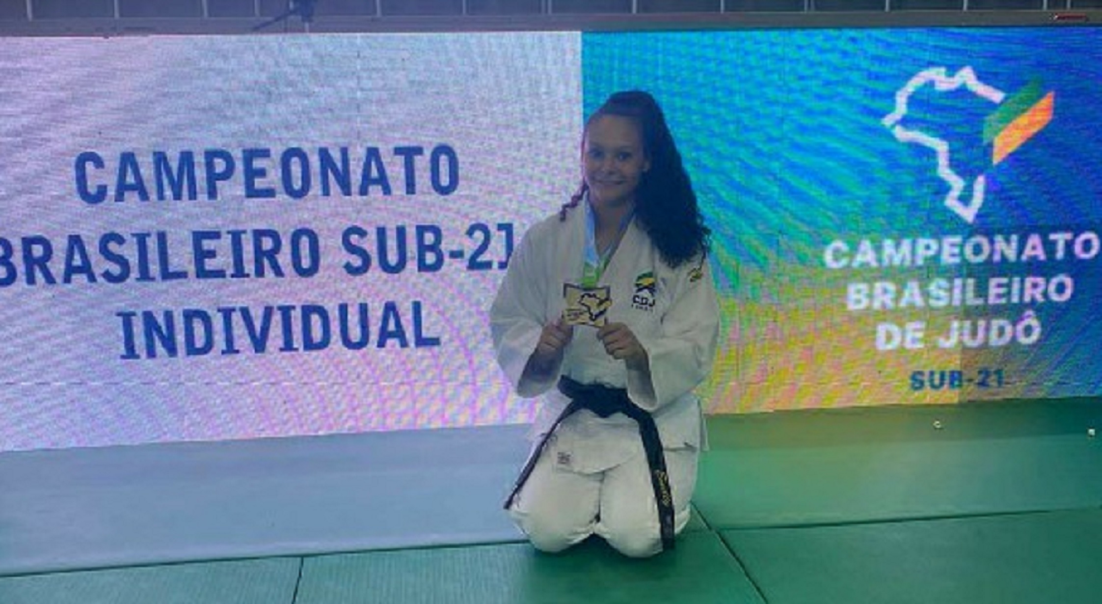 Judoca cascavelense conquista título brasileiro na categoria sub-21 em Salvador-BA Imagem referente a Judoca cascavelense conquista título brasileiro na categoria sub-21 em Salvador-BA