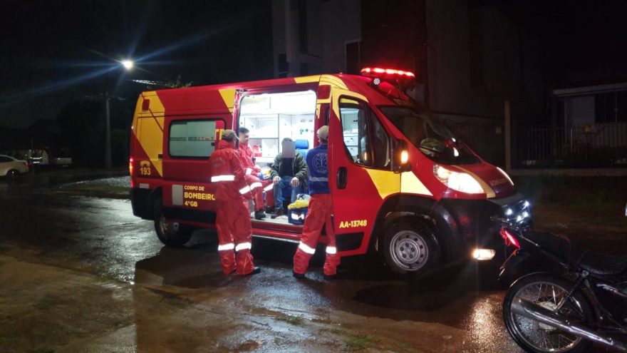 Homem fica ferido ao ser atropelado na Rua Visconde do Rio Branco