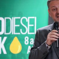 Imagem referente a Carlos Fávaro defende regulamentação de biodiesel B20