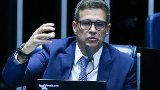 Banco Central estuda o fim do crédito rotativo do cartão de crédito