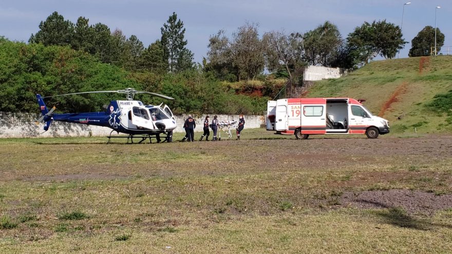 Paciente de Santa Helena é transferido para Cascavel pelo aeromédico do Consamu