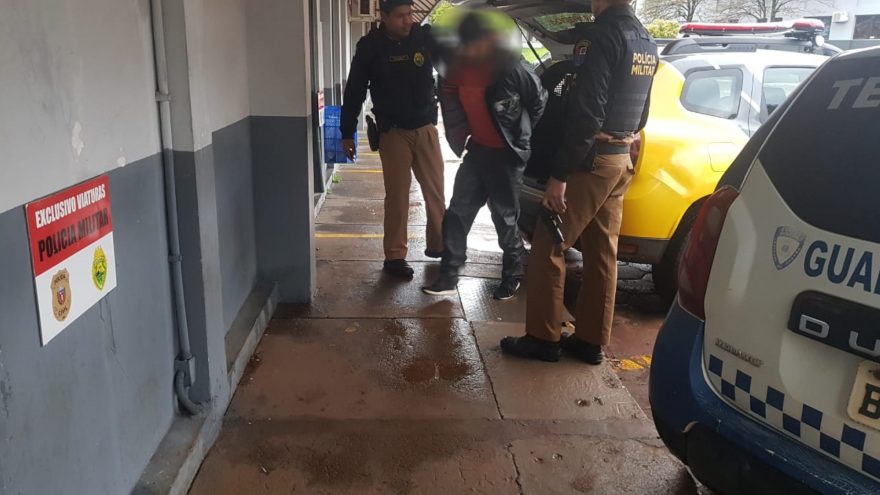 PM trabalha rápido e prende homem que realizou assalto em empresa no Santa Felicidade