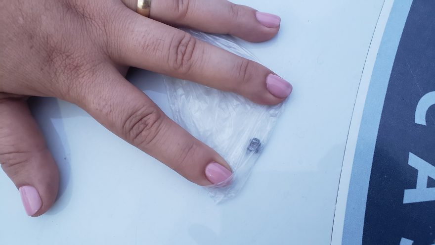 Mulher fica ferida ao ser atingida por chumbinho de arma de pressão