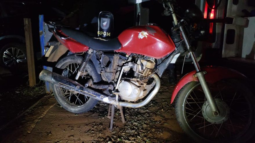 GPOM recupera Honda Titan que havia sido furtada