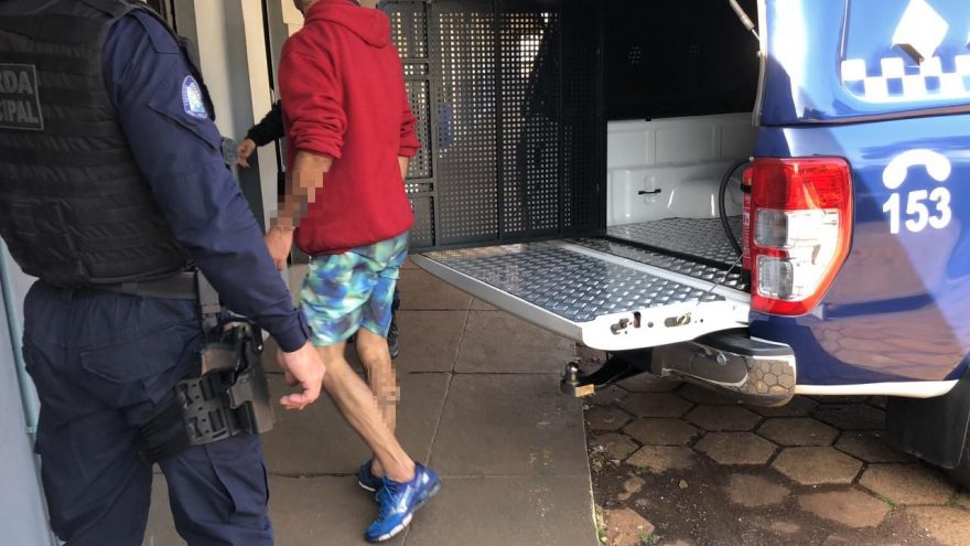 Homem é preso pela GM por descumprimento de medida protetiva