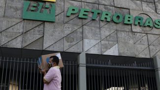 Petrobras reajusta preços da gasolina e do diesel para distribuidoras