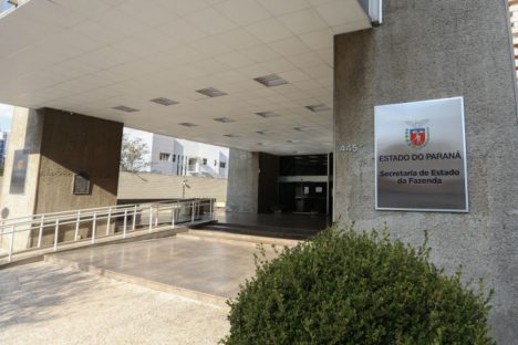 Seguindo norma federal, Estado passará a reter IR na fonte sobre pagamentos a empresas