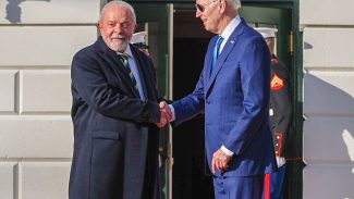 Lula e Biden falam sobre meio ambiente e direitos dos trabalhadores