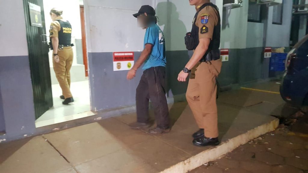 Morador de rua tem carrinho de recicláveis furtado, aciona PM e acaba detido por homicídio