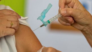 Sociedade de Infectologia pede reforço da vigilância sobre covid-19