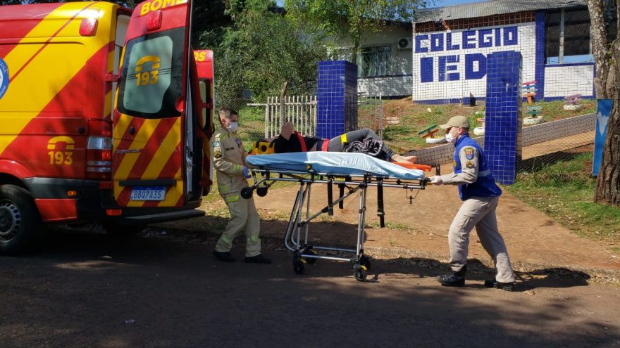 Siate é mobilizado para atender pessoa ferida no Colégio Ieda Baggio Mayer