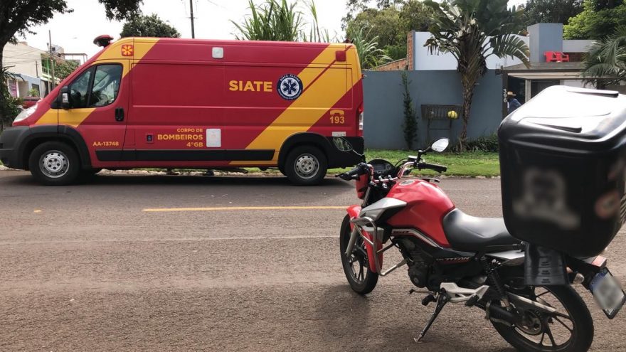 Motociclista sofre fratura ao se envolver em acidente na Vila Tolentino