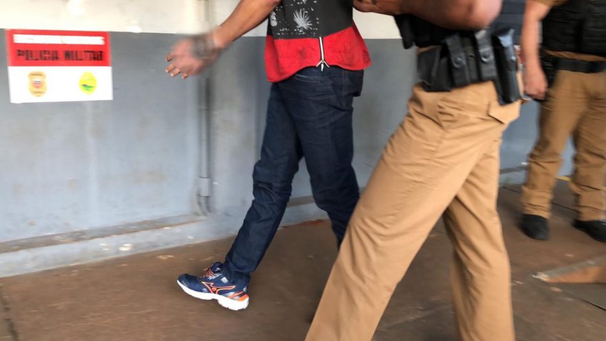 Após não pagar pensão alimentícia, homem é preso no final de semana e levado à Cadeia Pública