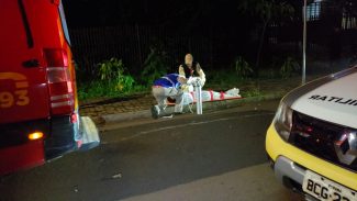 Casal é alvejado por disparos de arma de fogo enquanto dormia em residência