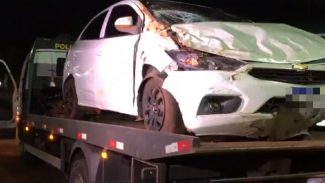 Onix tomado em assalto é recuperado após se envolver em acidente