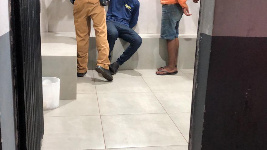 Dois homens são presos por furto de botijão de gás em CMEI no Cancelli