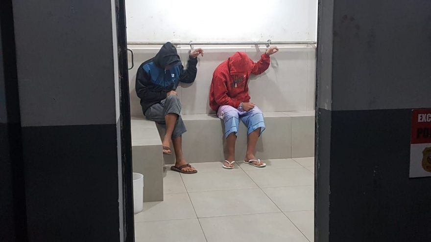 Menores em posse de Crack são apreendidos pela PM na Praça Getúlio Vargas