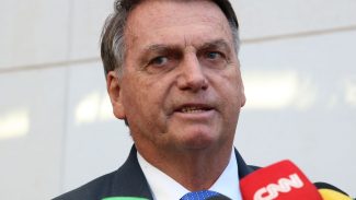 Bolsonaro é internado em São Paulo para exames de rotina