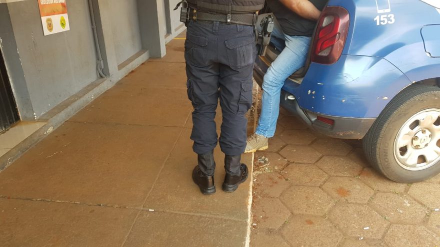 Procurado pelo crime de tráfico de drogas, homem é detido pela GM