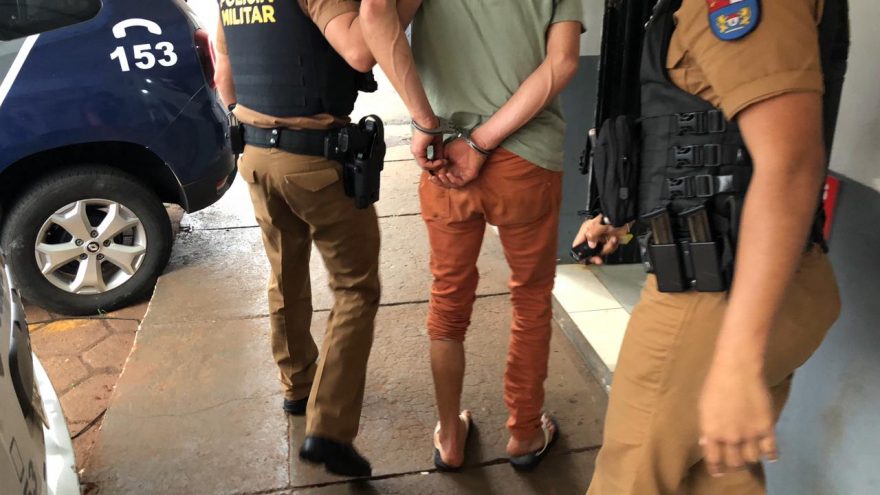 Indivíduo é preso após agredir a esposa e utilizar facão para fazer ameaças