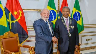 Lula anuncia que país voltará a investir na África