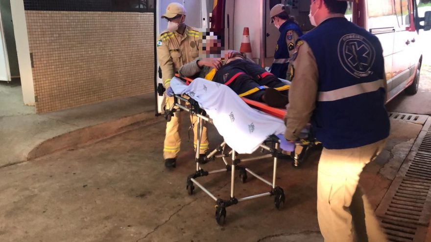 Homem sofre corte na testa após queda no Bairro 14 de Novembro
