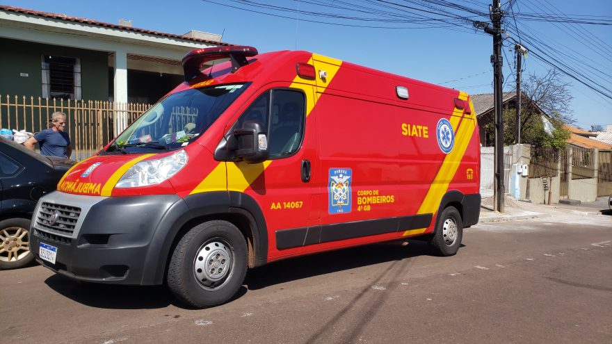 Idosa tem suspeita de fratura ao cair no banheiro de casa