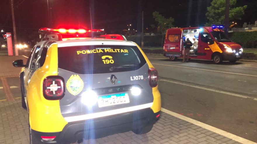 Homem tem o nariz quebrado após ser agredido com uma pedra