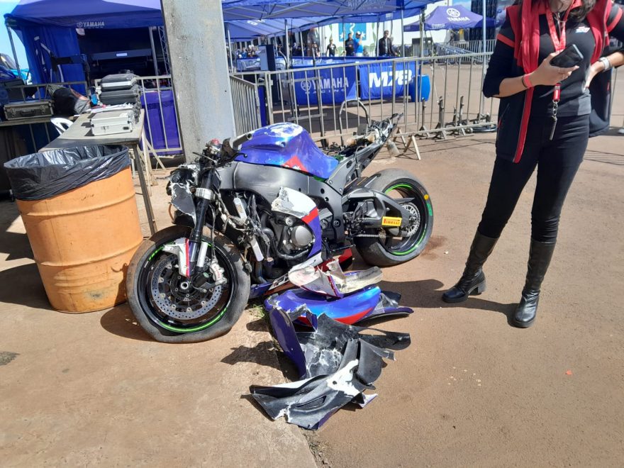 Veja como ficou a moto de um dos pilotos mortos em grave acidente no Autódromo de Cascavel