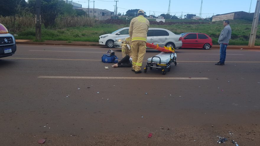 Colisão entre bicicleta e moto deixa duas pessoas feridas no Brasmadeira