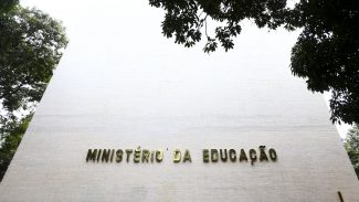 Prazo de adesão ao Programa Escola em Tempo Integral termina amanhã