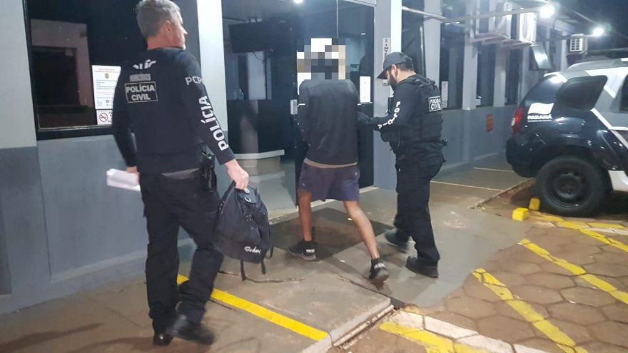 Foragido da Justiça é detido na Praça da Bíblia