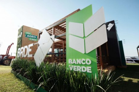Com R$ 1,15 bilhão no Paraná, BRDE bate R$ 3 bilhões em operações na região Sul em 2023