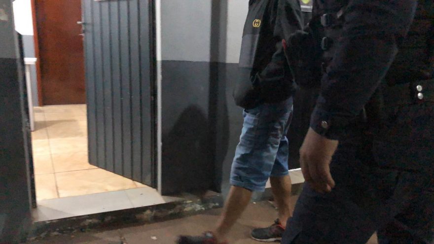Homem é preso após agredir a prima no Pioneiros Catarinenses