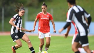 Migrações concentram futuro do futebol feminino no Sul e Sudeste