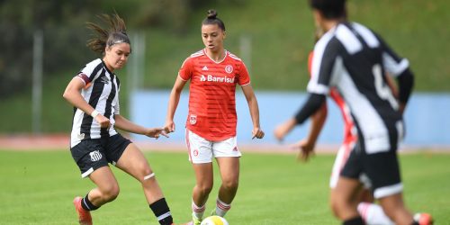 Imagem referente a Migrações concentram futuro do futebol feminino no Sul e Sudeste