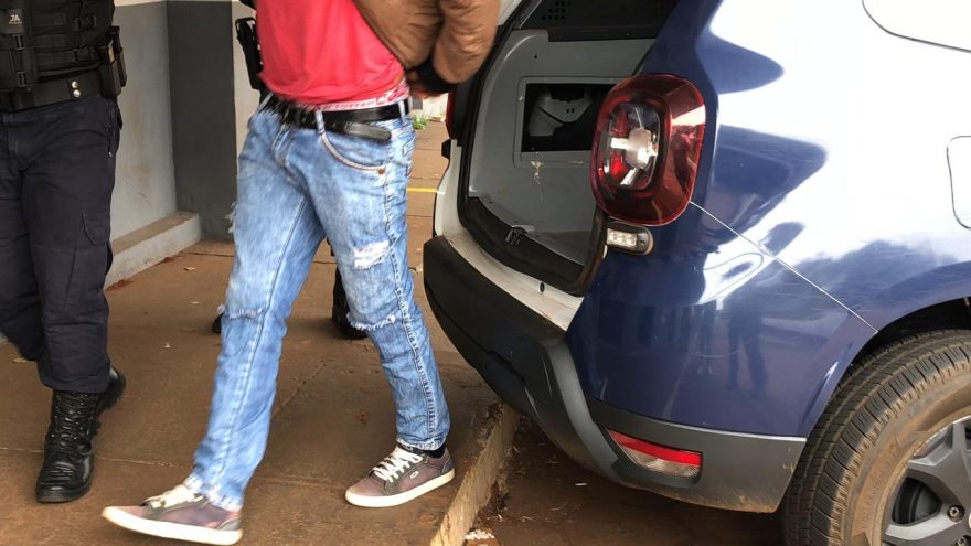 Sextou!! Homem é detido após sair de mercado com picanha escondida nas roupas