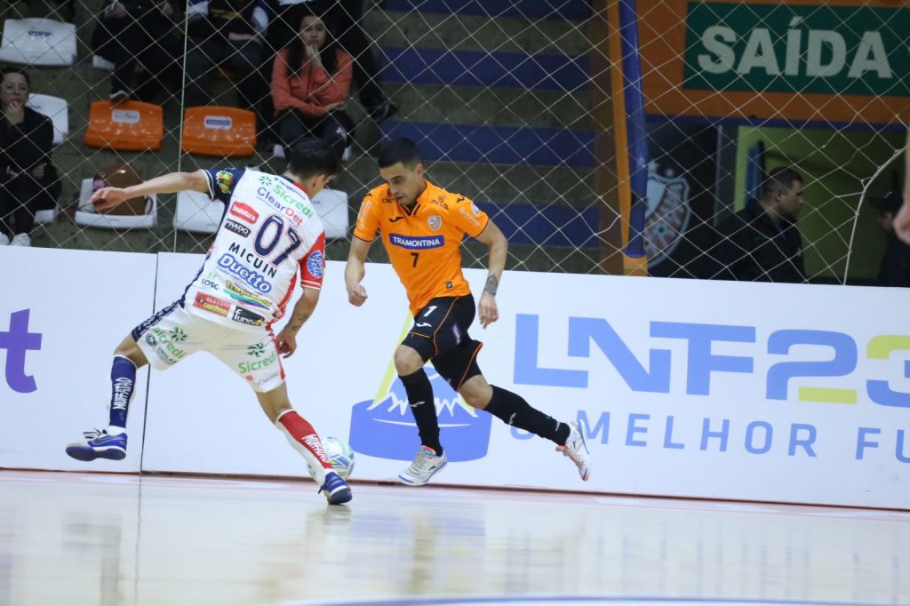 Cascavel Futsal é derrotado em Carlos Barbosa pela LNF