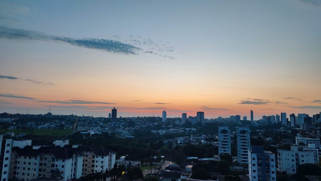 Madrugada com sensação de 1°C, dia com sol e máxima de 17°C marcam a terça-feira em Cascavel
