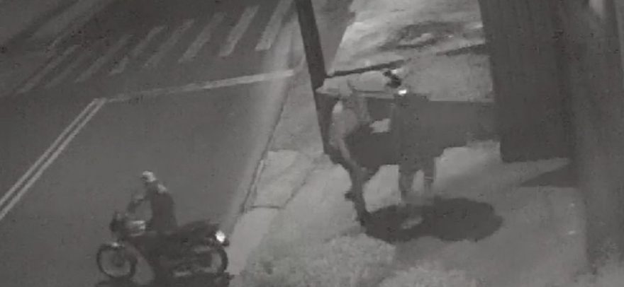 Ladrões furtam cofre em bar na região do Bairro Cataratas