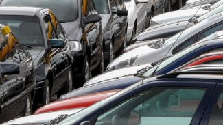 Vendas de veículos novos nacionais ficaram estáveis em agosto
