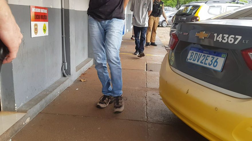Polícia Militar prende dois homens por tráfico em Espigão Azul
