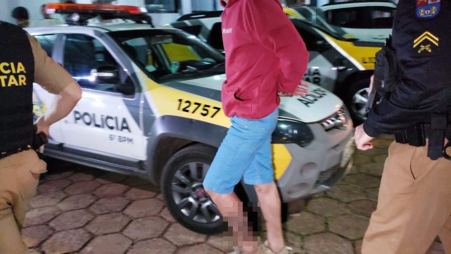Homem é preso com 170 buchas de cocaína no Esmeralda
