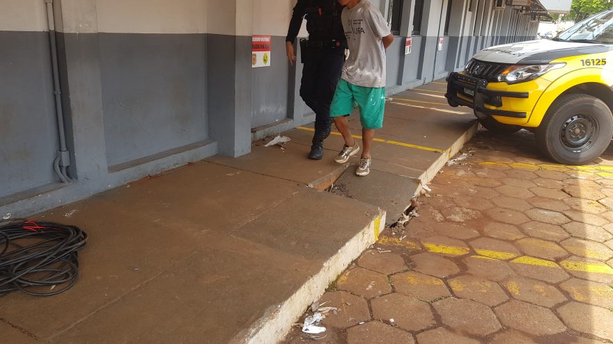 Homem é preso com fios de cobre após furtar residência na Região do Lago