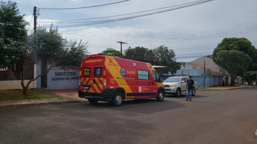 Homem sofre crise convulsiva e é socorrido pelo Siate