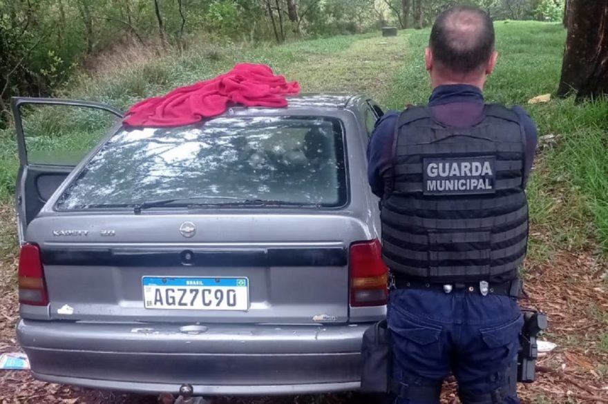 Guarda Municipal recupera Kadett com alerta de furto